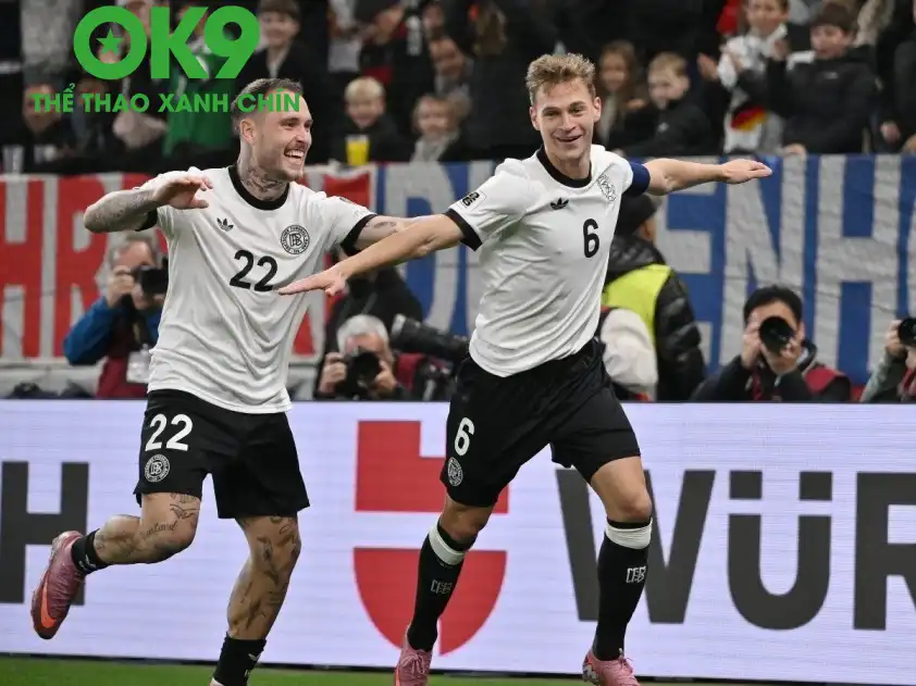 Kimmich vừa thi đấu chói sáng với một cú đúp vào lưới Luxembourg (Ảnh: Bundesliga) Kimmich vừa thi đấu chói sáng với một cú đúp vào lưới Luxembourg (Ảnh: Bundesliga)