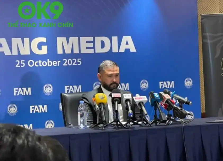 Hoàng thân Tunku Mahkota Johor cho biết AFC xác nhận Việt Nam không kiện Malaysia lên FIFA Hoàng thân Tunku Mahkota Johor cho biết AFC xác nhận Việt Nam không kiện Malaysia lên FIFA