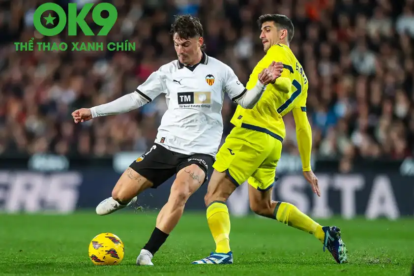 Cuộc đối đầu giữa Valencia và Villarreal được dự đoán sẽ kết thúc mà bất phân thắng bại. Cuộc đối đầu giữa Valencia và Villarreal được dự đoán sẽ kết thúc mà bất phân thắng bại.